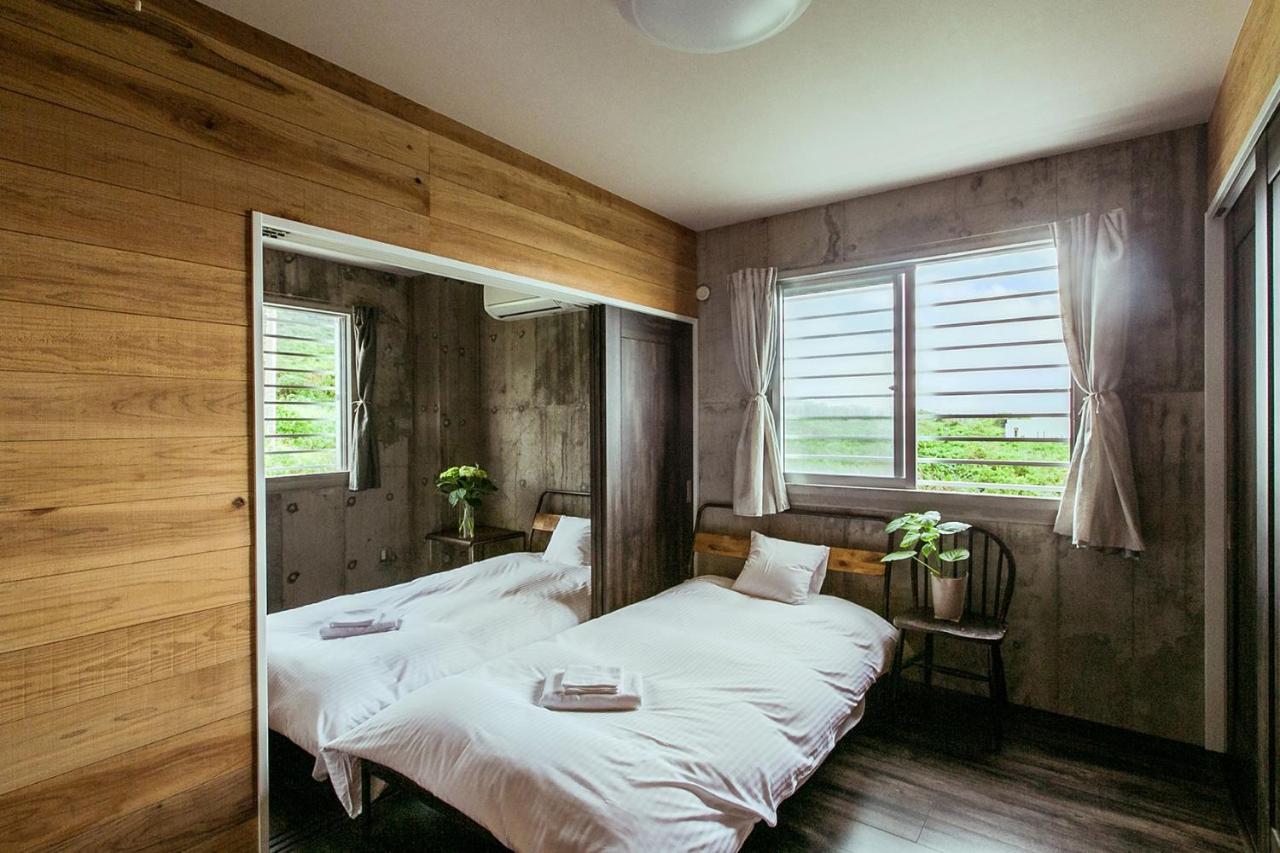 "Nice!" Ocean View Of Ishigaki Island, Okinawa/ Four-Bedroom Villa Kültér fotó